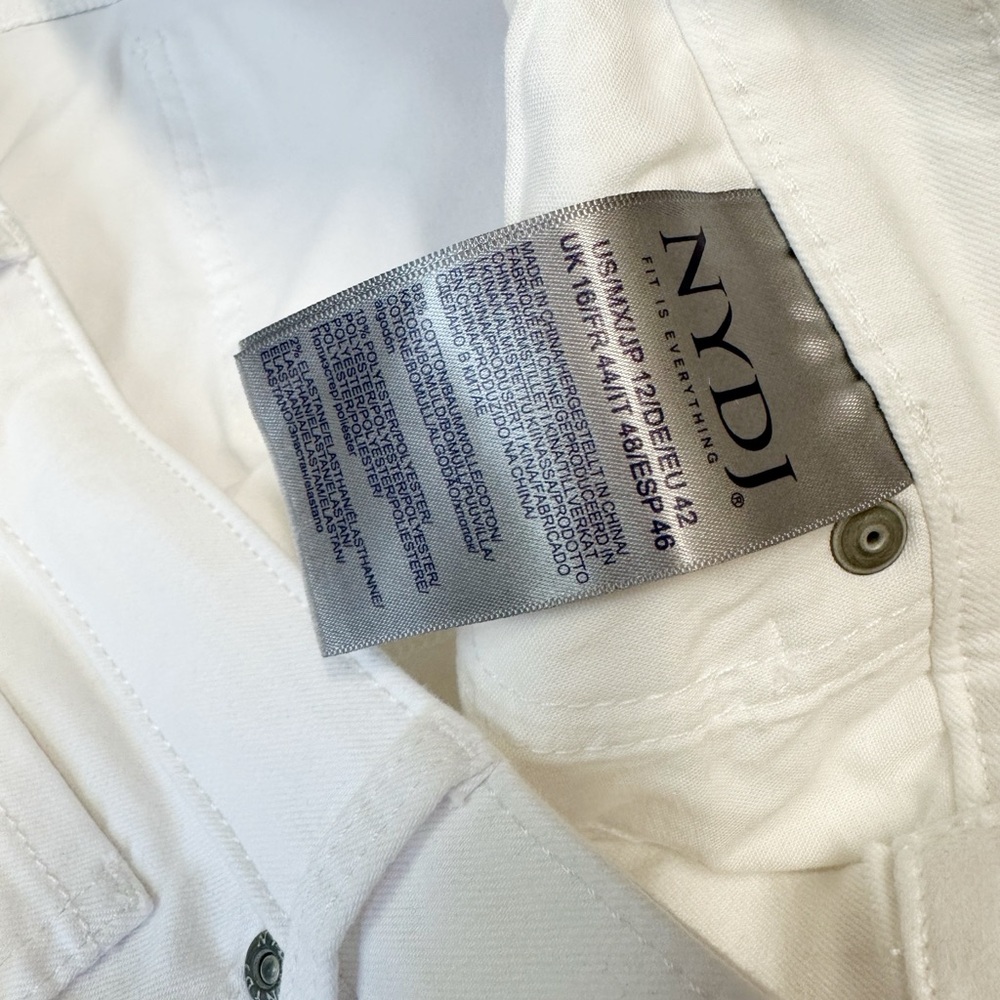 NYDJ Chloe Capri Jeans Released Hem Optic White size 12 - Picture 6 of 7